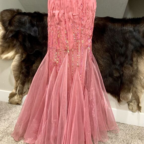 Vintage Style, Multiple Ways to Wear, Stunning Sequins & Beaded Mermaid Gown - Picture 12 of 16